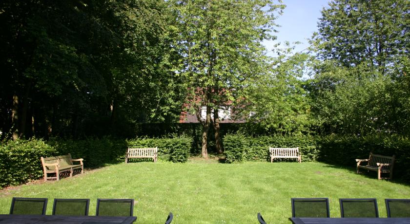 Landgoed Kasteel Oud Poelgeest Landgoed Kasteel Oud Poelgeest