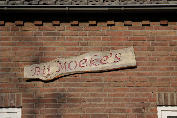 Bij Moeke\'s Bij Moeke\'s